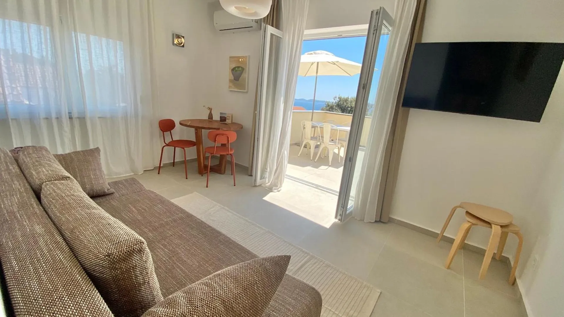 Lukenda Rooms - Apartment Pakostane